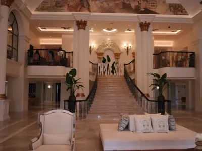 Lobby of the British Colonial Hotel in Nassau during the SHRM Bahamas THRIVE 2025 Conference and Expo